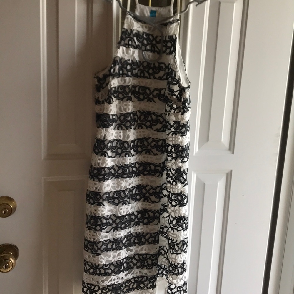 Dress - Picture 1 of 5